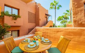 Cubo'S Beach & Parking Jardines De Don Carlos